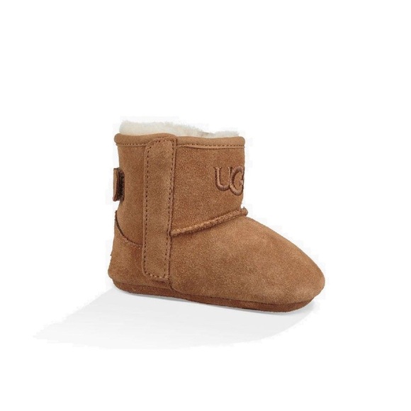 Size 02/03 Baby UGG Chestnut Kids Suede Boots - Picture 2 of 6